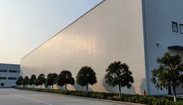 包装配送服务性能优化：适用条件的取舍与影响